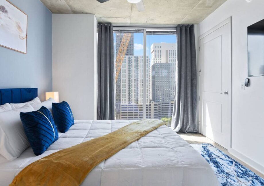 Discover Your Exclusive Home-Away-From-Home at Royal Retreat